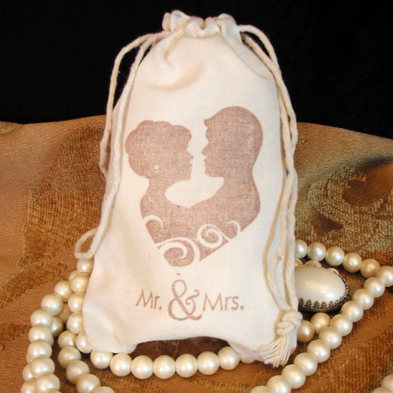 Custom Printed Cotton Bags As Wedding Favors With Linda Fulghum